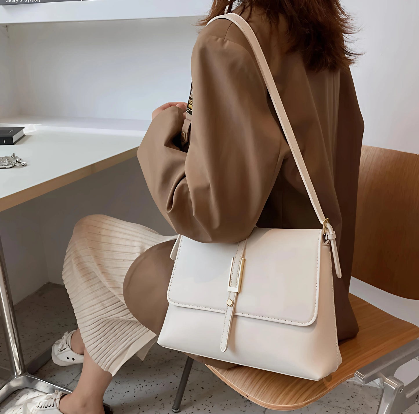 Structured satchel by Zylen