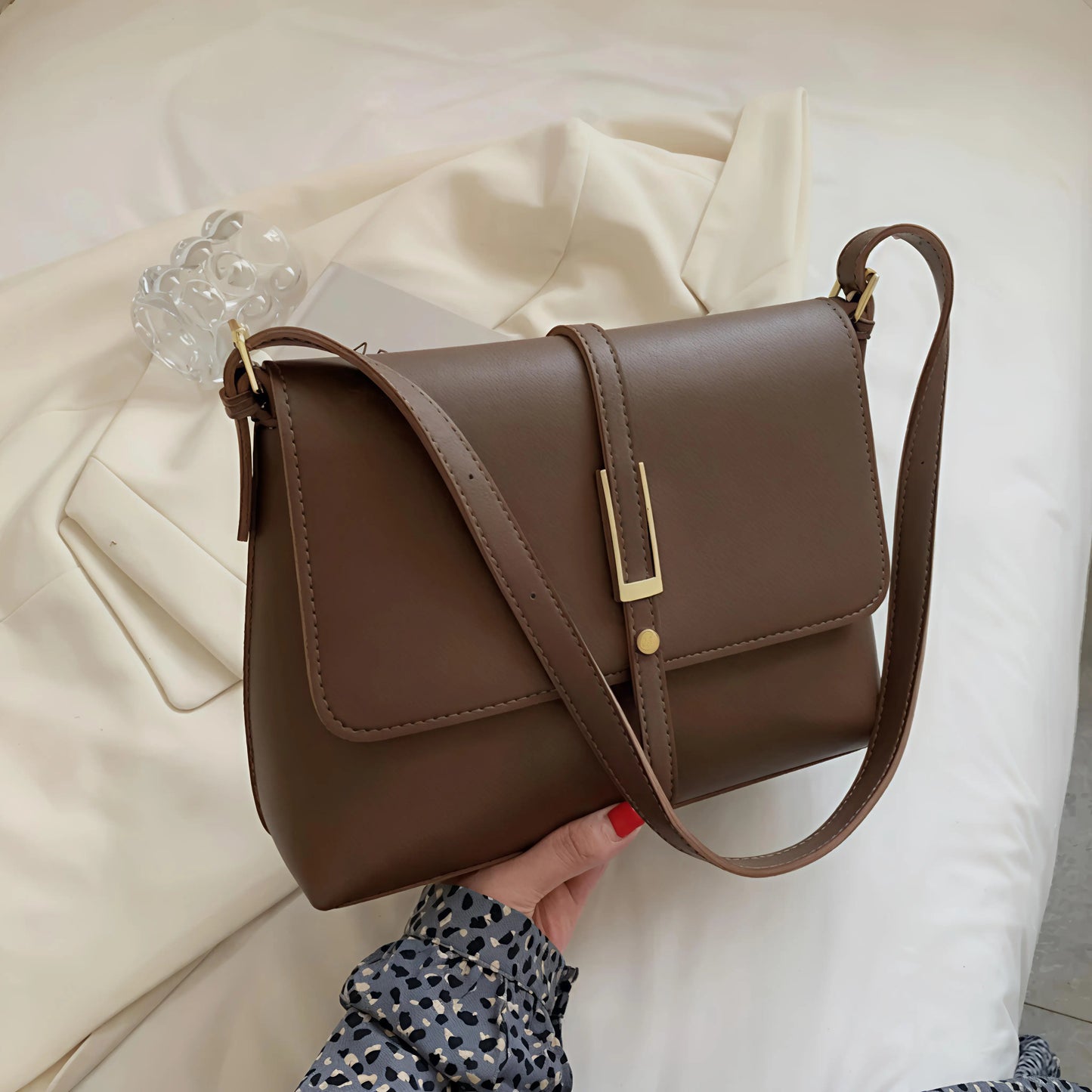 Structured satchel by Zylen